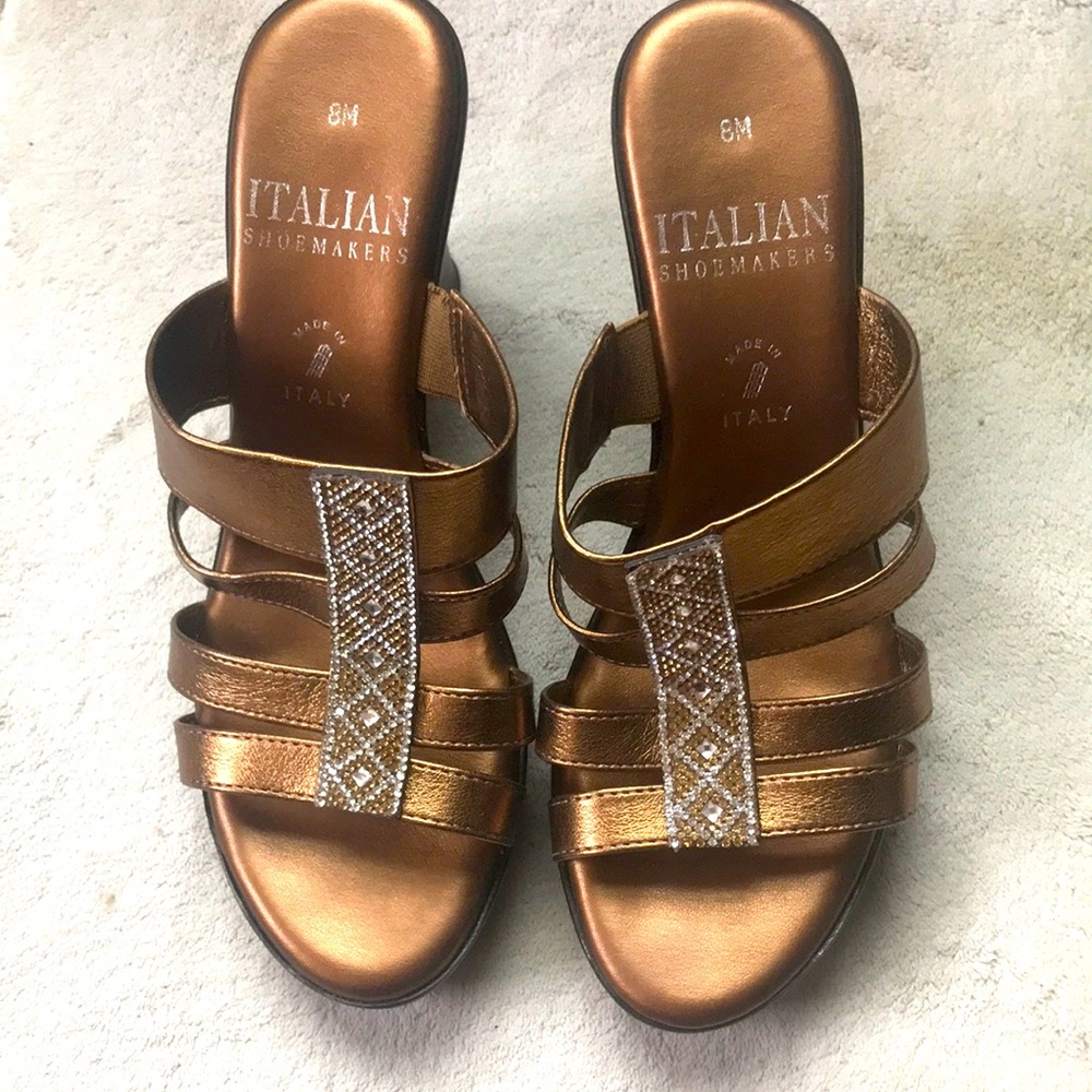 Italian Shoemakers: size 8M, metallic copper color